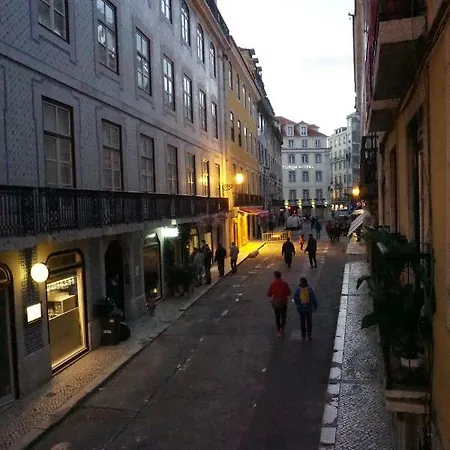 Hidden Gem 2 Near Praca Do Comercio Apartment *